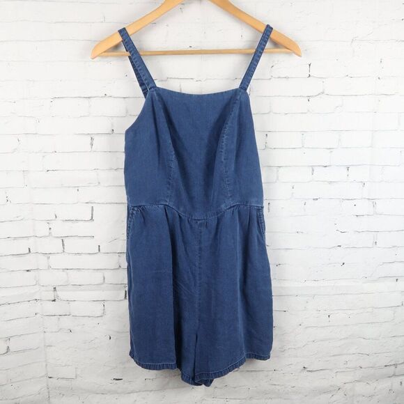 OLD NAVY BLUE DENIM SPAGHETTI STRAP ROMPER WITH POCKETS SIZE XS - Picture 1 of 8